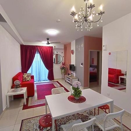 E. R Homestay 3R2B Nearby Klia Sepang Exterior foto