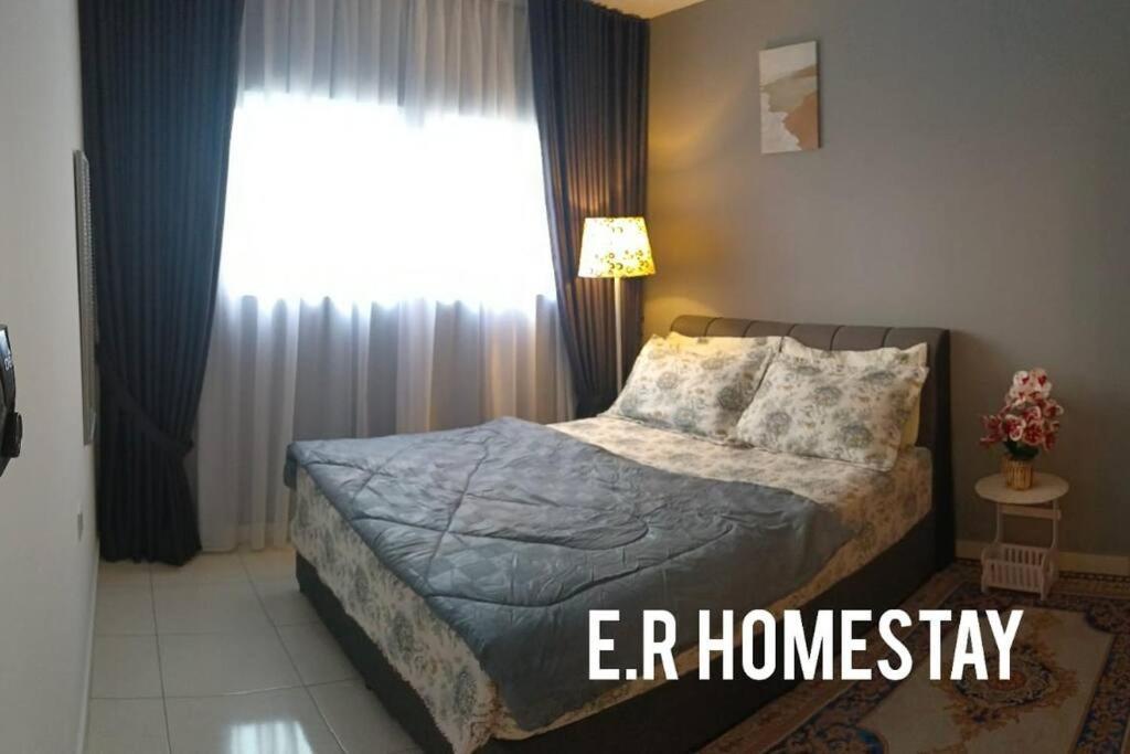 E. R Homestay 3R2B Nearby Klia Sepang Exterior foto
